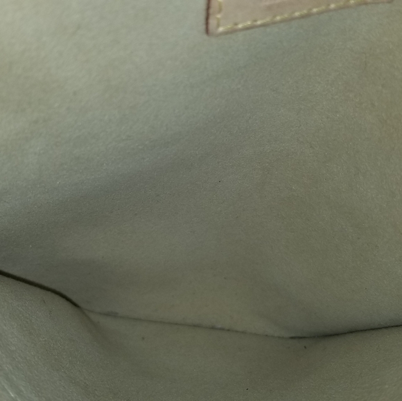 LV MANHATTAN - Picture 14 of 16